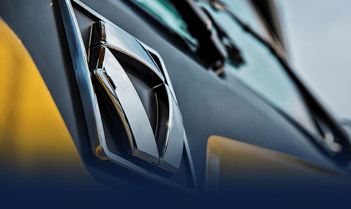 八十載砥礪前行！