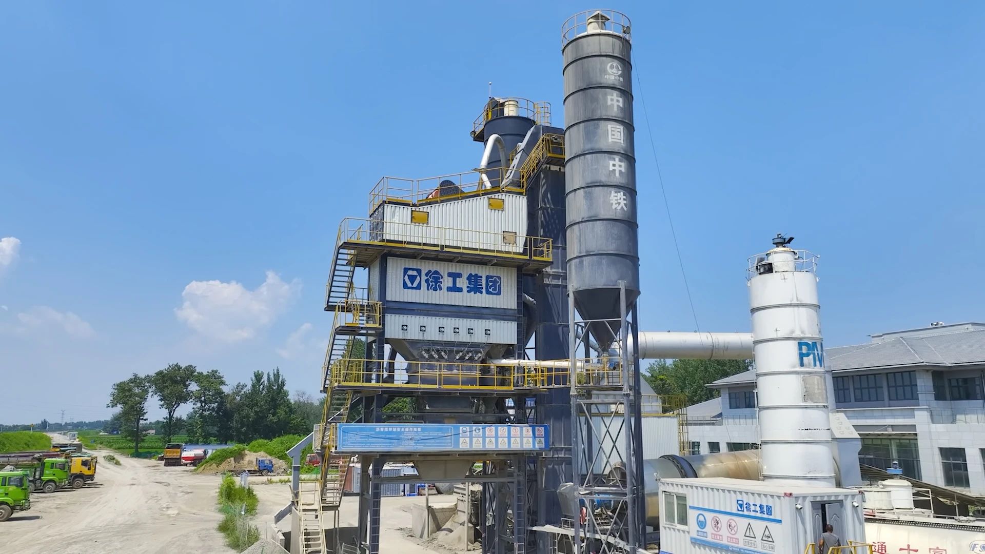 5000型！助力河南高速建設(shè)！