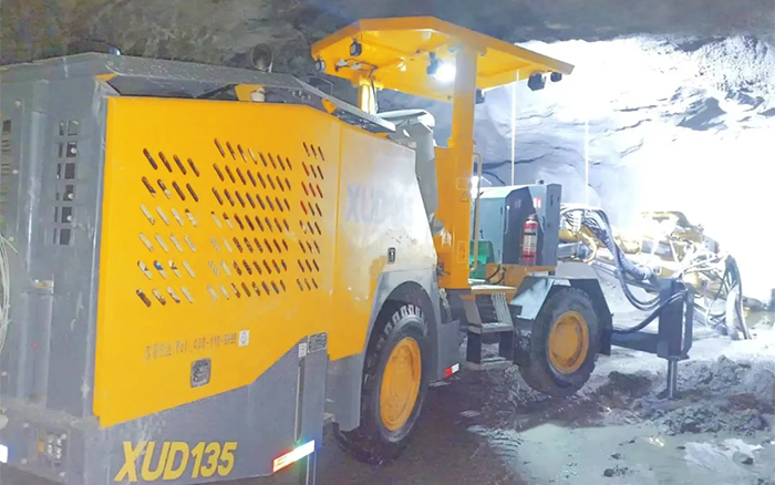 掘進(jìn)鐵礦！徐工掘進(jìn)鉆車硬核施工