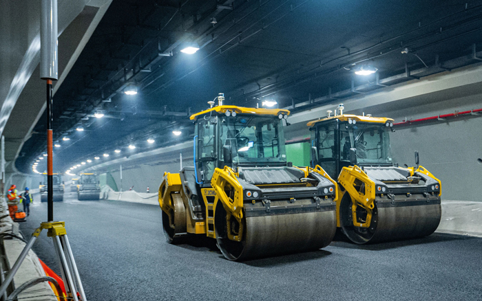 XD135TIV壓路機：智能施工時代的高效利器！