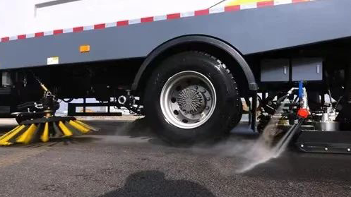 全力以“復”洗城清淤，徐工在行動！