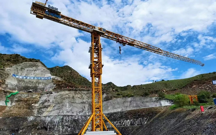 建個(gè)超大“充電寶”，徐工“鋼鐵巨人”正式上崗！