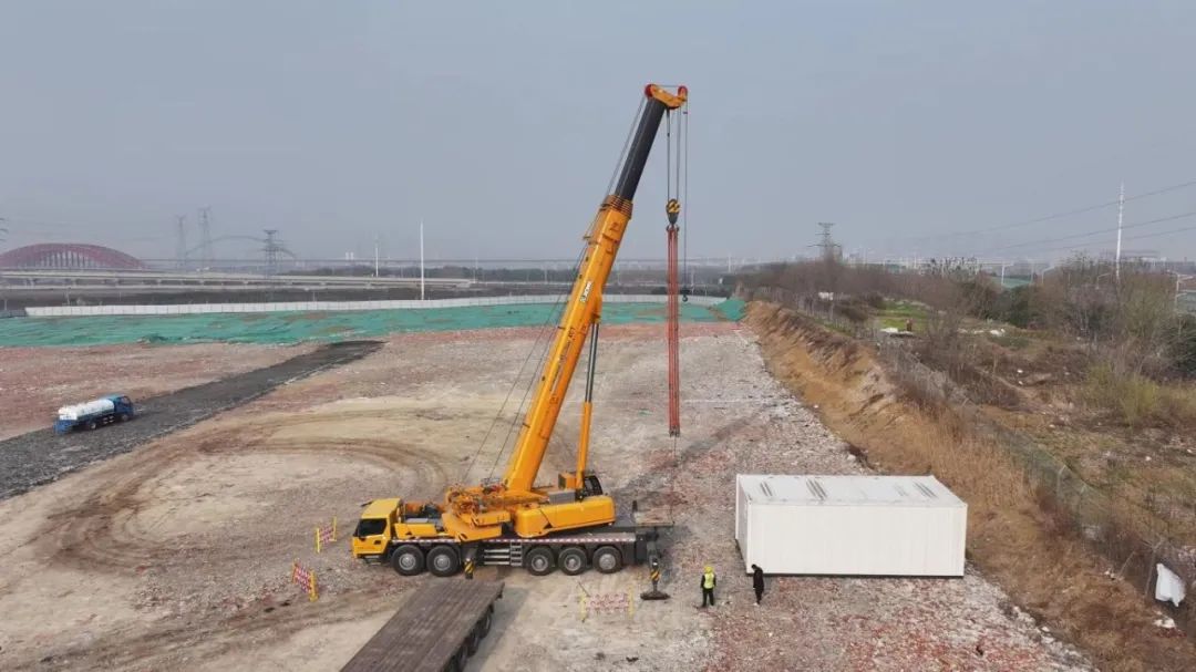 月出勤27天！徐工G2代XCT130G7-1省油又高效，18年吊裝機長都贊！