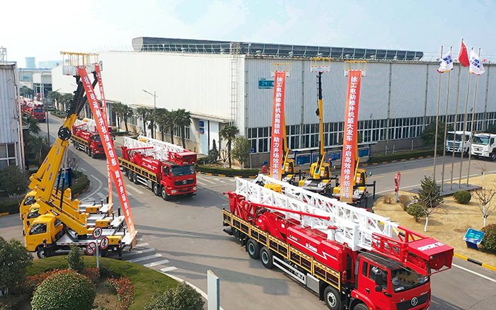 綠色修井效率再刷新，徐工電動(dòng)修井機(jī)批量發(fā)車