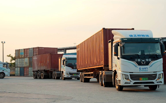 四次復(fù)購！客戶為何對徐工新能源重卡情有獨鐘