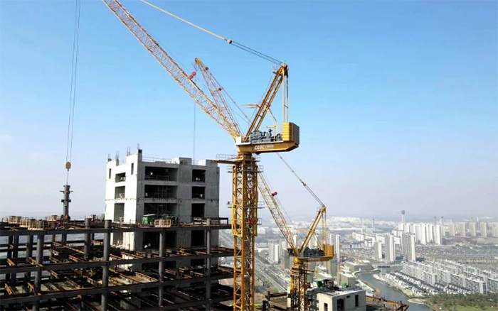 180米高！徐工塔機(jī)“建”證世界級(jí)“大象”成長記