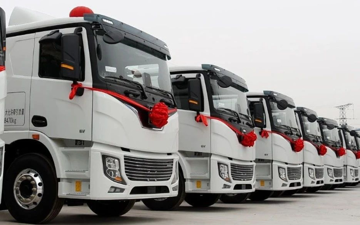 批量交付、千臺(tái)訂單！徐工新能源重卡“豫”見綠色未來(lái)