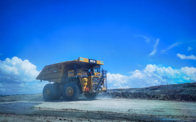 能拉能跑！徐工XDE130雙橋剛性礦車效能非凡！