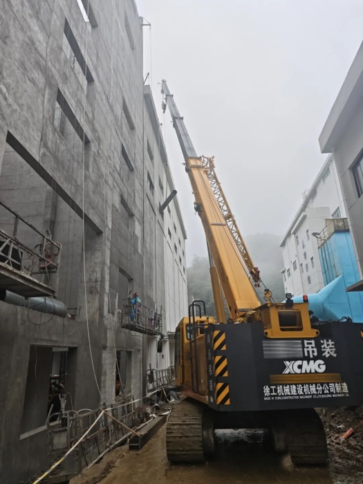 5米窄縫顯神威！請(qǐng)看XGTC30L5助力破解“灰塵圍城”！