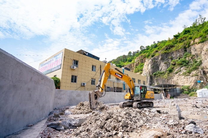 從修理工轉(zhuǎn)型當(dāng)老板，徐工XE200GA“閉眼入”！