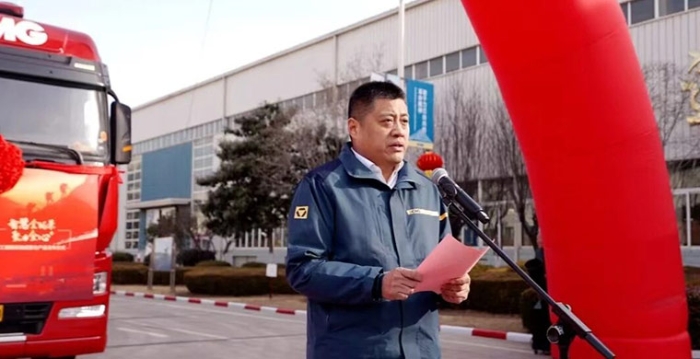 開年即沖刺！徐工高端油面產(chǎn)品火力全開！