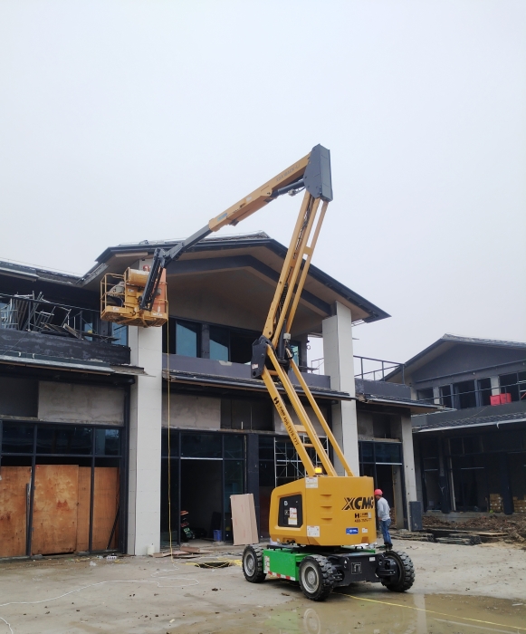 綠色建造新標(biāo)桿！徐工鋰電高機(jī)助力鄂州民生工程